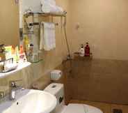 Phòng tắm bên trong 4 A25 Hotel - 109 Truc Bach
