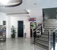 Lobby 4 Check Inn Pension - Dumaguete