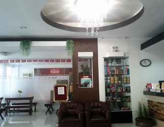 Lobby 2 Check Inn Pension - Dumaguete