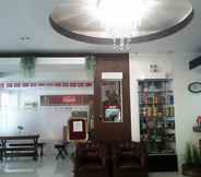 Lobby 3 Check Inn Pension - Dumaguete