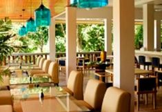 Bar, Cafe and Lounge 3 Grand Bleu Ocean View Pool Suite