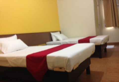 Kamar Tidur In and Go Hotel