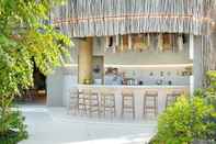 Bar, Kafe, dan Lounge Cross Bali Breakers