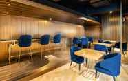 Bar, Cafe and Lounge 5 Morazen Surabaya