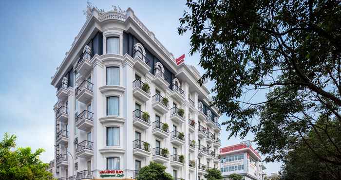 Bên ngoài Halong Boutique Hotel