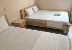 Bedroom 6 Ba Doan 2 Hotel