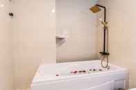 In-room Bathroom Long Anh Hotel Thanh Hoa