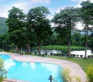 Swimming Pool 6 Aekpailin River Kwai Resort 