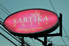 外観 Sartika Hotel