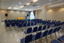 Sảnh chức năng Go Hotel Maumere