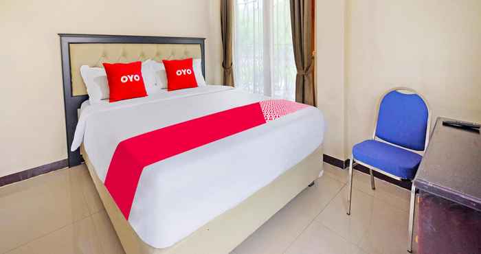 Bedroom OYO 90864 Rufus Homestay Toraja