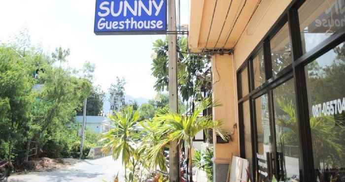 Lobi Sunny Guesthouse