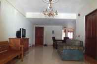 Common Space Kondominium Pantai Carita Utara by Jay-Utara 3BR