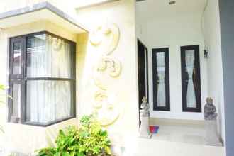 Luar Bangunan 4 Djanuraga House 1