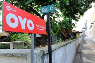 ภายนอกอาคาร 4 OYO 121 Rumah Ayub Syariah Near Rumah Sakit Jmc