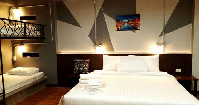 Kamar Tidur Room 2 U 