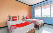 Kamar Tidur 6 OYO 1145 Prickhom Garden Hotel