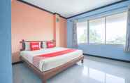 Kamar Tidur 2 OYO 1145 Prickhom Garden Hotel