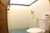 Toilet Kamar Ayu Guest House