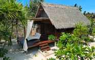 Exterior 7 Loedi Bungalows Rote