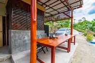 Lobby Butterfly Bungalows