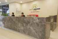 Lobi Pacific Express Hotel Chinatown