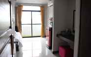 Kamar Tidur 7 The Rooms Residence