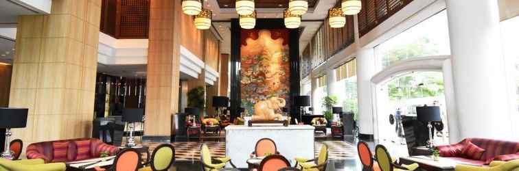 Lobi Century Park Hotel Bangkok