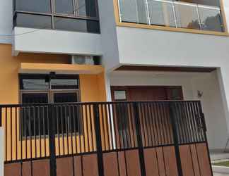 Exterior 2 Cipto Indah Guest House Cirebon