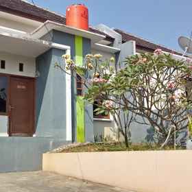 Rumah Singgah Griya Wisata Kuningan Syariah 1, Hotel Josaphat Sudarso Catholic Private Mid-School, Cigugur