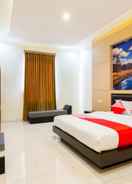 BEDROOM OYO 1309 Hotel Shafira Syariah