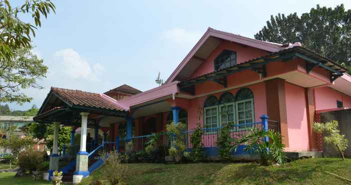 Bangunan Villa Rumah Ibu 145 Puncak