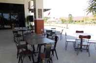 Quầy bar, cafe và phòng lounge SAME Boutique Kendari 