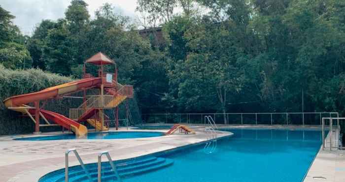 Swimming Pool Green Valley Resort Bandungan 