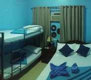 Bedroom 7 Connecting Flight Mactan Cebu Hostel