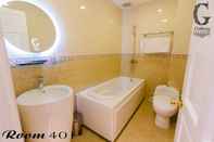 Phòng tắm bên trong Galaxy Hotel Go Vap
