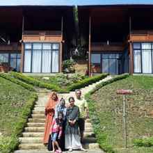 Exterior 4 Cottage at Gunung Geulis Camp Area (GGCA)