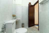 In-room Bathroom Hoa Thu Homestay