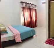 Bedroom 6 Lily Homestay Kangar