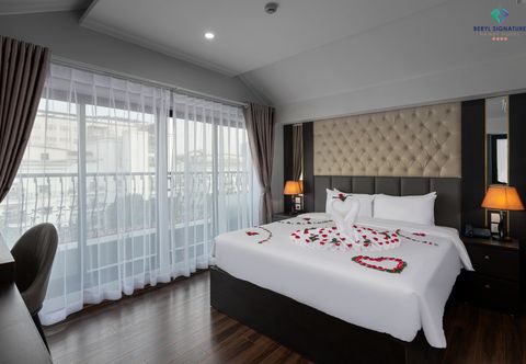 Bedroom Beryl Signature Hanoi Hotel