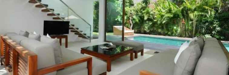 Lobi Beach Axis Villa, Seminyak