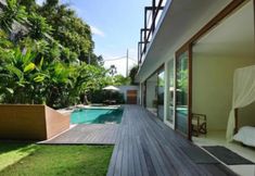 Swimming Pool 3 Beach Axis Villa, Seminyak