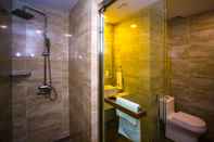 Toilet Kamar Austin Park Hotel