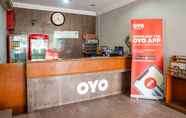 Lobby 7 Super OYO 447 Comfort Hotel Meru