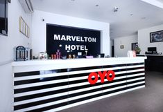 Lobi 4 OYO 442 Marvelton Hotel
