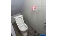 Toilet Kamar 6 Kost Meiske