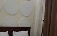 Kamar Tidur 4 Golden Night Hotel