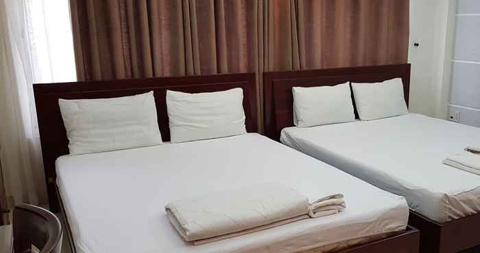 Kamar Tidur Golden Night Hotel