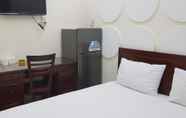 Kamar Tidur 6 Golden Night Hotel