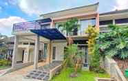 ภายนอกอาคาร 2 3 Bedroom at Villa Kusuma Pinus M3 by N2K